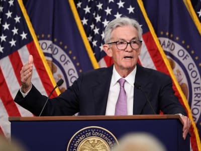 Pasar Tenaga Kerja Kunci Kebijakan Suku Bunga Fed di Tengah Ketidakpastian Tarif