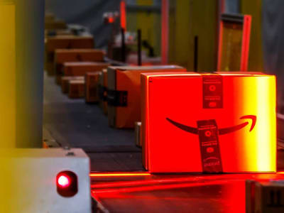 Penjualan Kuat Liburan Dorong Amazon Melampaui Estimasi Pendapatan Kuartal
