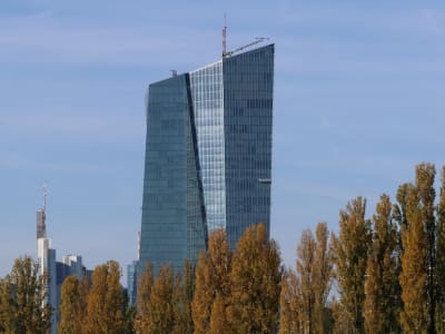 Sektor Keuangan Eropa Diminta Siap Hadapi Ancaman Komputer Kuantum