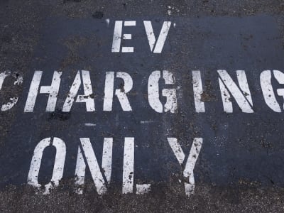 Kelompok Otomotif Mendesak Pemerintah AS Lanjutkan Program Pengisian Kendaraan Listrik Senilai 5 Miliar Dolar