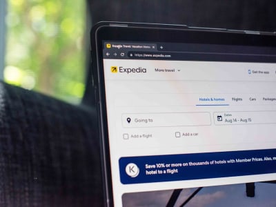 Pasar Saham Turun Setelah Data Lapangan Kerja AS Mengecewakan pada Januari