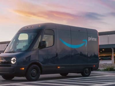 Rivian Tawarkan Van Listrik Komersial untuk Publik Mulai April 2025