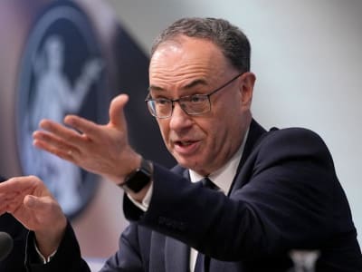 Mengapa Bank of England Potong Suku Bunga Saat Inflasi Masih Tinggi?