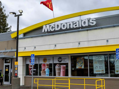 McDonald's Siap Laporkan Laba Kuartal IV di Tengah Tantangan E. coli dan Inflasi