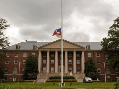 Dampak Besar Pemotongan Dana NIH: Masa Depan Ilmuwan dan Riset di Amerika Terancam