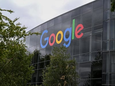 Empat Raksasa Teknologi Tingkatkan Investasi AI Miliaran Dolar, Investor Masih Ragu