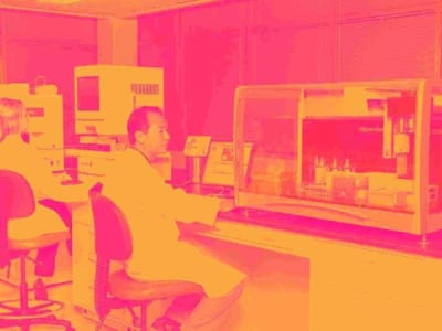 Analisis Medpace: Apakah Waktu Tepat Membeli Saham Menjelang Laporan Keuangan?