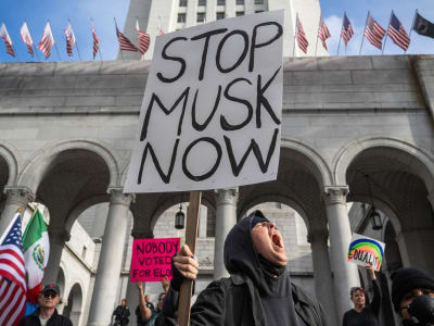 Dampak Kontroversi Elon Musk Terhadap Penjualan dan Reputasi Tesla