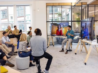 Prompt-a-Thon: Cara Seru dan Efektif Belajar Prompt Engineering untuk AI Generatif