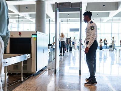Revolusi AI dalam Meningkatkan Keselamatan Petugas Keamanan di Pos Pemeriksaan