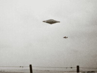 Misteri Objek Berlian di Calvine: Penampakan UFO Terbaik dan Rahasia Militer