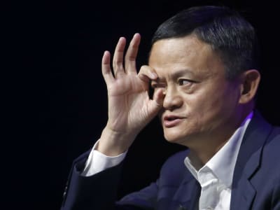 Kerja Sama Alibaba dan Apple Bangun AI Canggih untuk iPhone di Cina