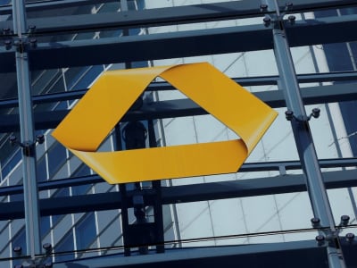 Commerzbank Pangkas 3.900 Pekerjaan dan Naikkan Target Keuangan Hadapi Tekanan UniCredit