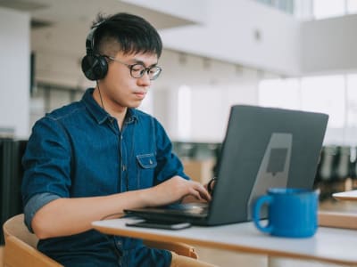 Bagaimana Generasi Muda Dorong Pertumbuhan AI dan Data Center di Asia-Pasifik