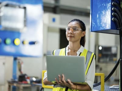 Bagaimana Teknologi Mendorong Pertumbuhan Berkelanjutan di Manufaktur