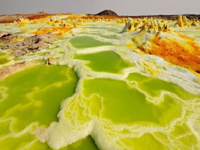 Bagaimana pH Lautan Awal Bumi Berubah dari Asam ke Netral Demi Kehidupan