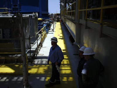 Bagaimana Perusahaan Besar Mengikuti Trump Ganti Nama Teluk Meksiko Jadi Teluk Amerika