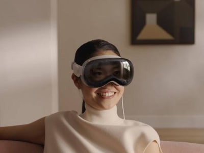 Apple Siap Tambahkan Apple Intelligence ke Vision Pro, Tapi Peningkatan Siri Ditunda