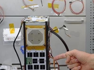 Solar Cell Tipis dan Murah dari Australia Bisa Ubah Teknologi Antariksa