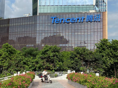 Tencent Meluncurkan AI di Weixin, Saham Naik ke Level Tertinggi Sejak 2021