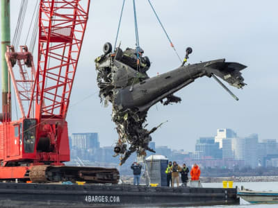 Investigasi Awal Kecelakaan Helikopter dan Pesawat di Washington Ungkap Komunikasi Gagal