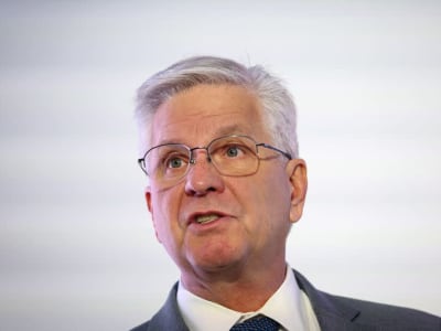 Gubernur Fed Nilai Dampak Tarif Trump Terhadap Inflasi Hanya Sementara