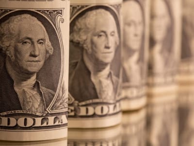 Dolar AS Melemah di Tengah Risiko Perang Dagang dan Ketidakpastian Suku Bunga