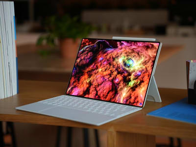 Huawei MatePad Pro 13.2: Tablet Unik dengan Layar Terbaik dan Tantangan Software