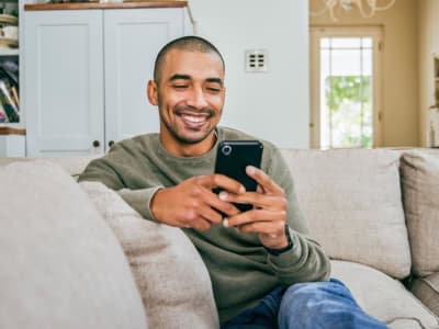 Mengatasi Ledakan Penipuan Media Sosial dengan Verifikasi Identitas AI Digital