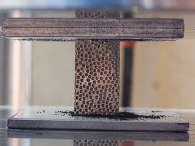 Material Inovatif Composite Metal Foam: Kekuatan Baja dan Ringan Aluminium