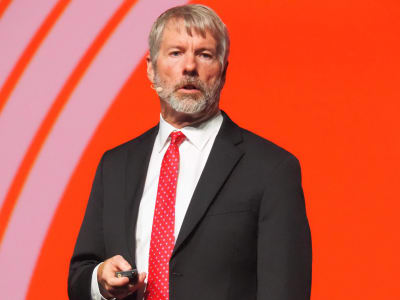 MicroStrategy Kumpulkan Dana Rp 32.89 triliun ($2 Miliar)  untuk Beli Lebih Banyak Bitcoin