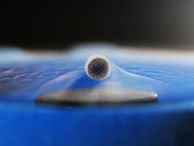 Terobosan Fisika: Nikel Jadi Material Superkonduktor Suhu Tinggi di Tekanan Normal