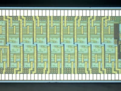 Desain Sirkuit Baru Baterai Solid-State Perpanjang Umur Microdrone Mini
