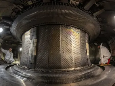 Prancis Pecahkan Rekor Plasma Fusi Lebih dari 22 Menit di Reaktor WEST