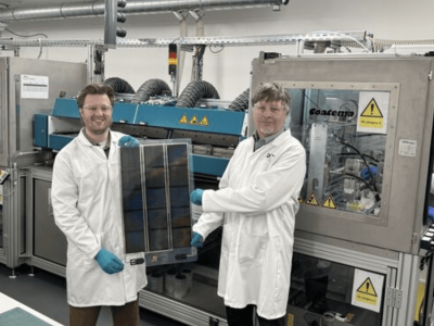 Inovasi Panel Surya Fleksibel Perovskit untuk Energi Murah dan Ramah Lingkungan