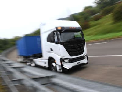 Nikola Ajukan Kebangkrutan, Industri Kendaraan Listrik Hadapi Tantangan Berat