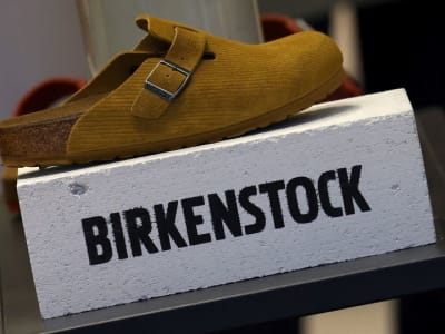 Birkenstock Unggul dengan Penjualan Musim Liburan dan Raih Pendapatan Lebih Tinggi