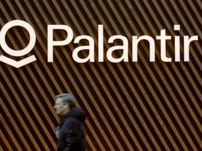 Saham Palantir Turun 10% Akibat Kekhawatiran Pemotongan Anggaran Militer AS