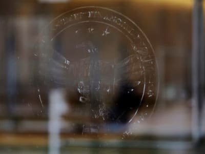 Pemerintahan Trump Bongkar Lembaga Pengawas Konsumen CFPB di Washington