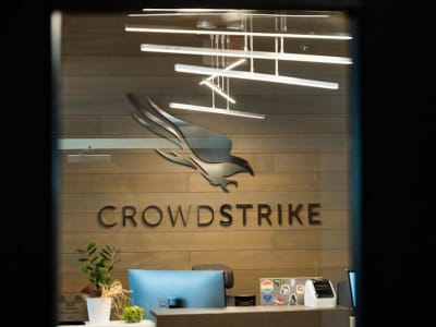 Penyelidikan Transaksi Rp 526.24 miliar ($32 Juta)  CrowdStrike dan Distribusi Teknologi untuk IRS