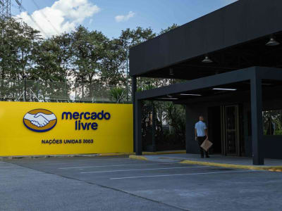 MercadoLibre Catat Rekor Pendapatan dan Laba, Saham Melonjak Tajam