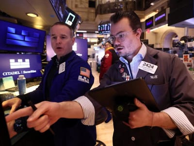 Pasar Saham AS Turun Tajam Karena Kekhawatiran Inflasi dan Kebijakan Baru