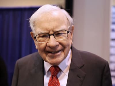 Warren Buffett Ingatkan Risiko Uang Kertas dan Strategi Investasi Berkshire