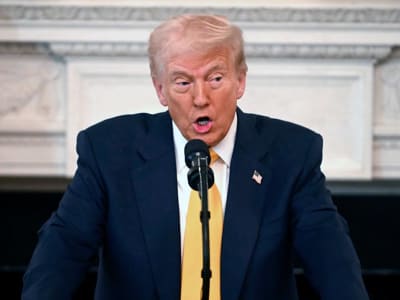 Trump Usulkan Dana Rebate Rp 82.22 ribu ($5.000) , Tapi Resiko Inflasi dan Realitas Penghematan Mengancam