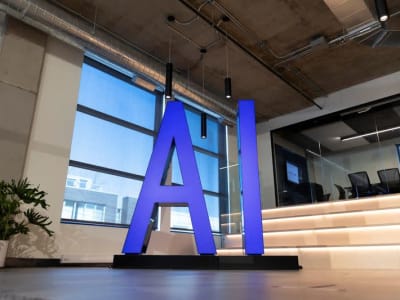 Qatar Gandeng Scale AI Untuk Dorong Layanan Pemerintah Berbasis Kecerdasan Buatan