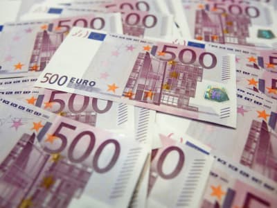 Hasil Pemilu Jerman Dorong Euro Naik, Dolar Tertekan Karena Kekhawatiran Ekonomi AS