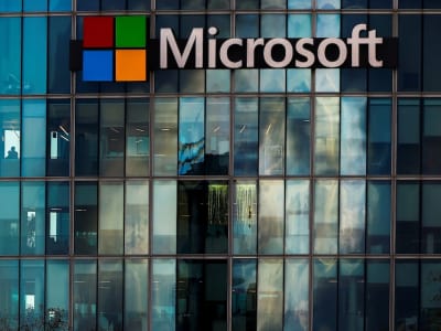 Microsoft Batalkan Sewa Pusat Data, Apa Tanda Perlambatan AI?
