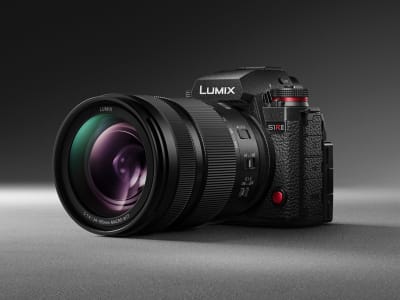 Panasonic Lumix S1RII: Upgrade Kamera Hybrid dengan Sensor Baru dan Video 8K