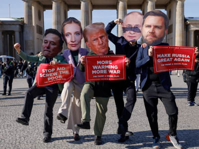 Penjualan Tesla di Eropa Merosot 45% Ditengah Kontroversi Elon Musk dan Kompetisi Ketat