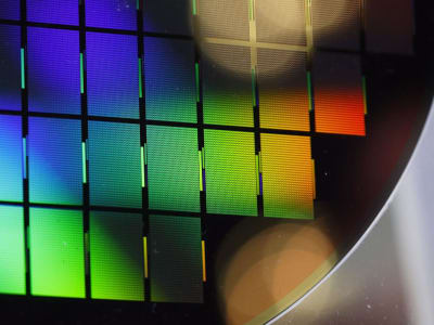 Trump Perketat Larangan Ekspor Chip untuk Hambat Kemajuan Teknologi China